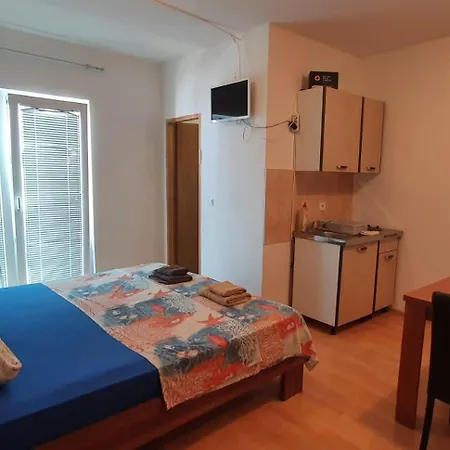 By The Sea Tisno, Murter - 23720 *