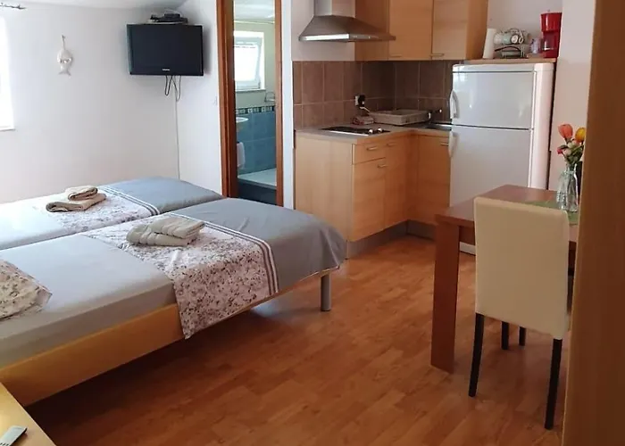 By The Sea - Murter - 23720 דירה טיסנו