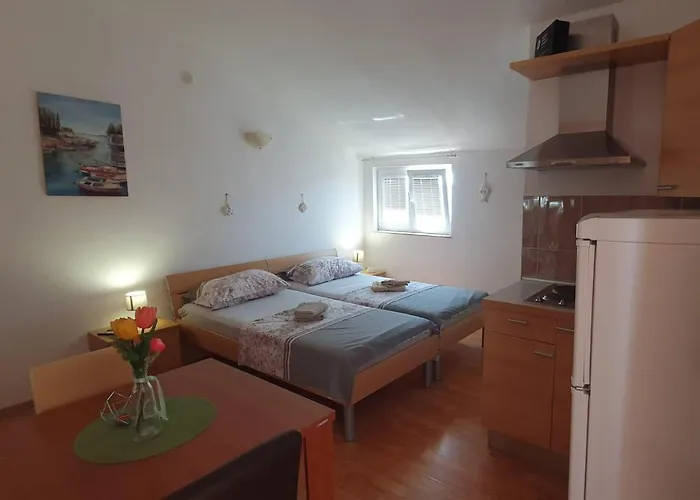 Apartman By The Sea - Murter - 23720