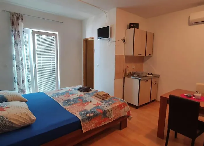 By The Sea - Murter - 23720 *